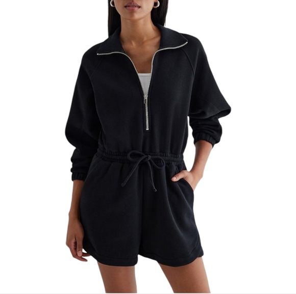 Express Womens Quarter Zip Tie Waist Fleece Romper Size XL Black NWT - Picture 1 of 8